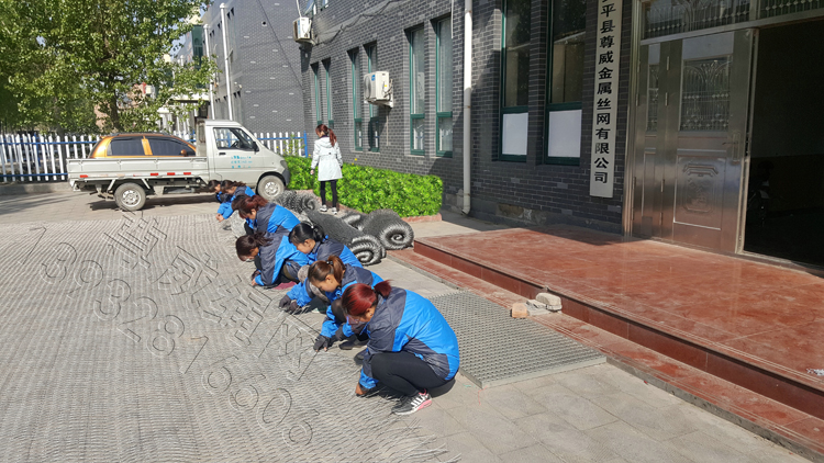 尊威不銹鋼編織繩網(wǎng) 尊威不銹鋼編織繩網(wǎng)